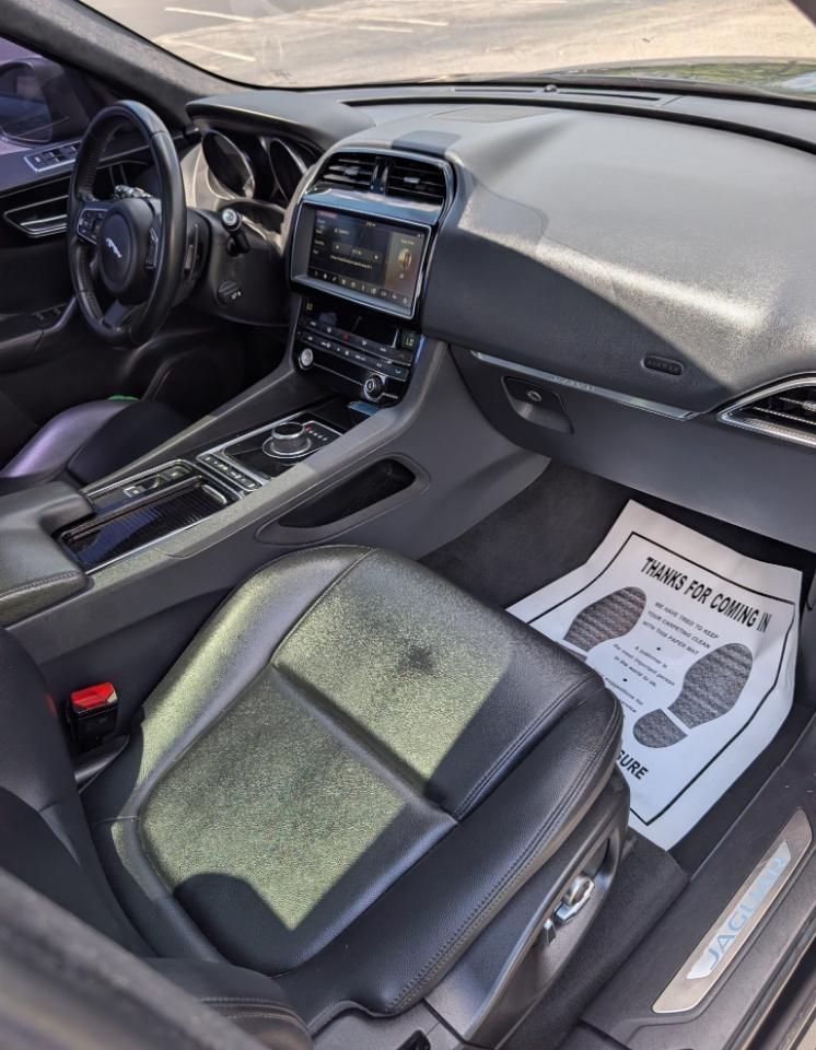 Jaguar F-Pace 25t Premium 2020