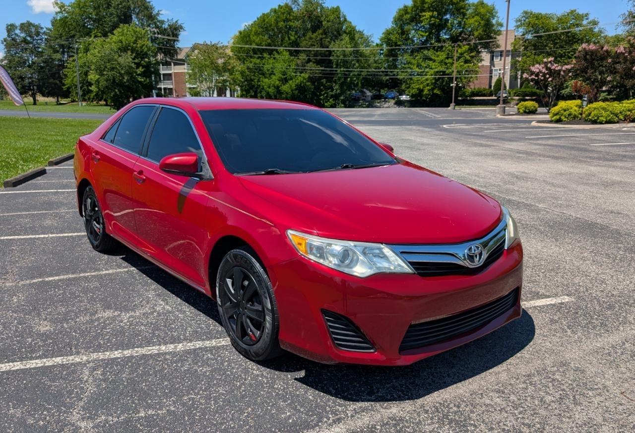 Toyota Camry XLE 2013