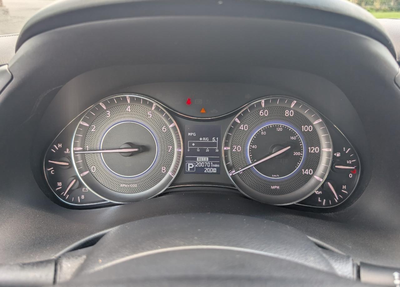 Infiniti QX80 4WD 2015