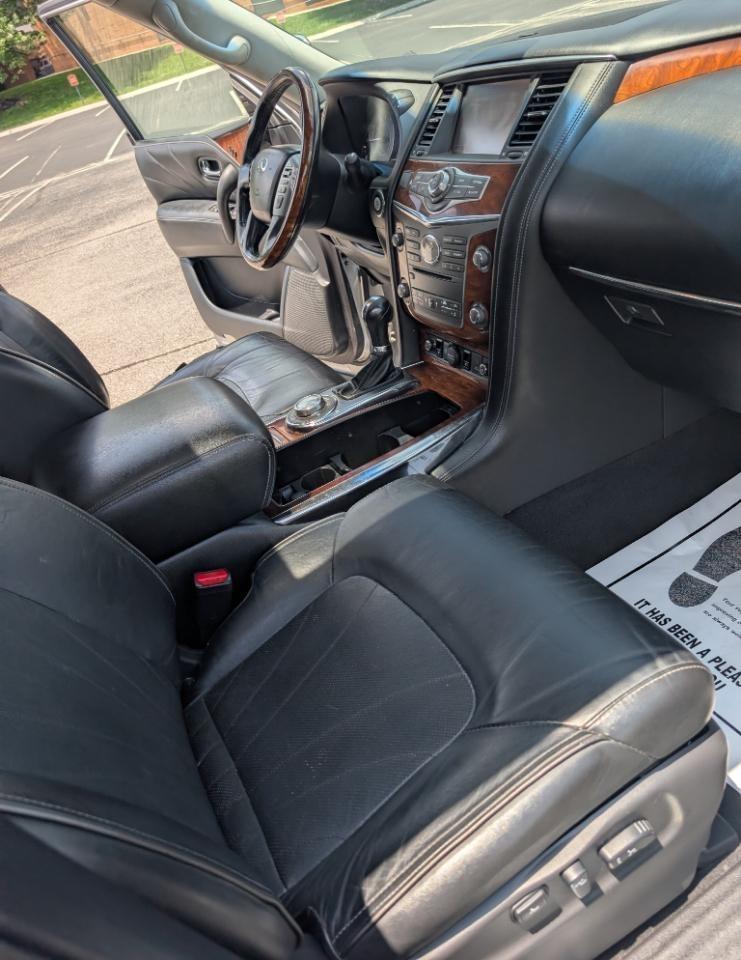 Infiniti QX80 4WD 2015