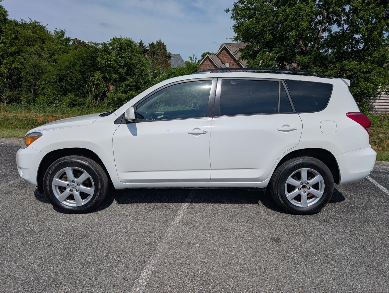 Toyota RAV4 Limited V6 2WD 2007
