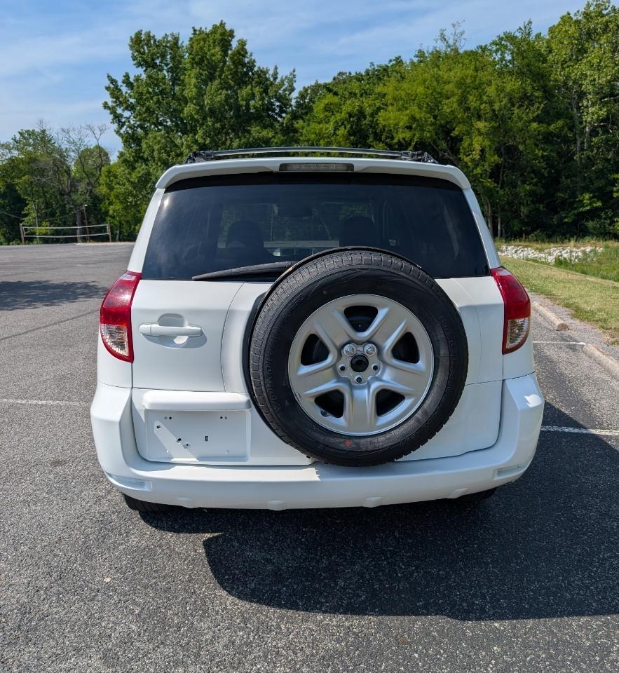 Toyota RAV4 Limited V6 2WD 2007