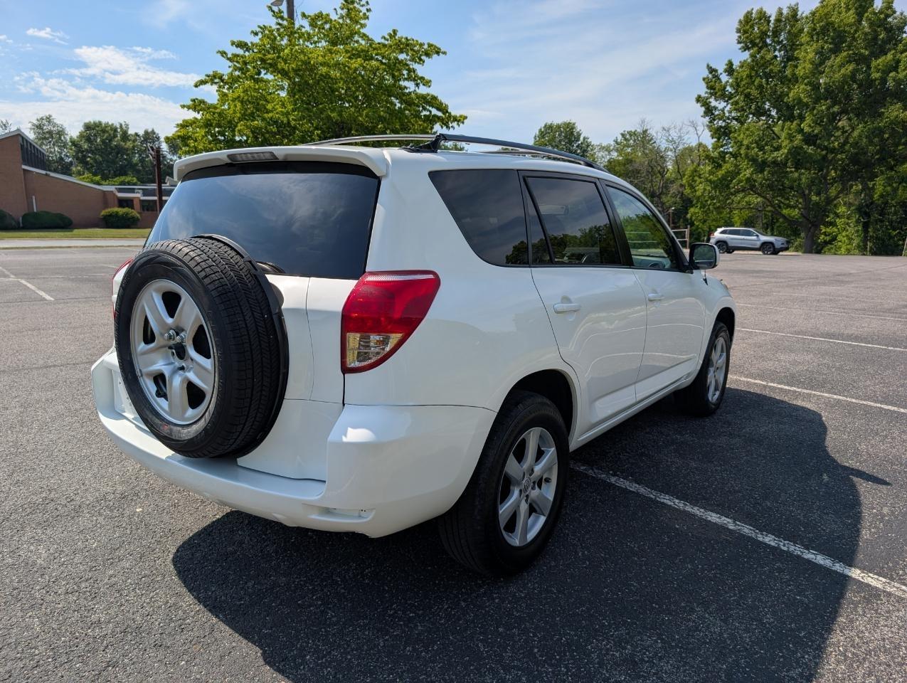 Toyota RAV4 Limited V6 2WD 2007