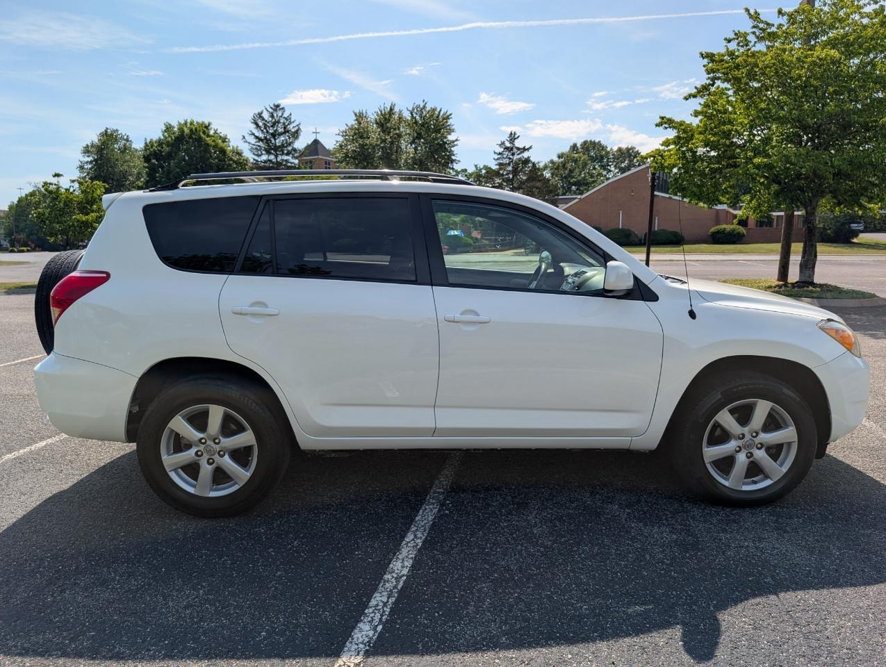 Toyota RAV4 Limited V6 2WD 2007