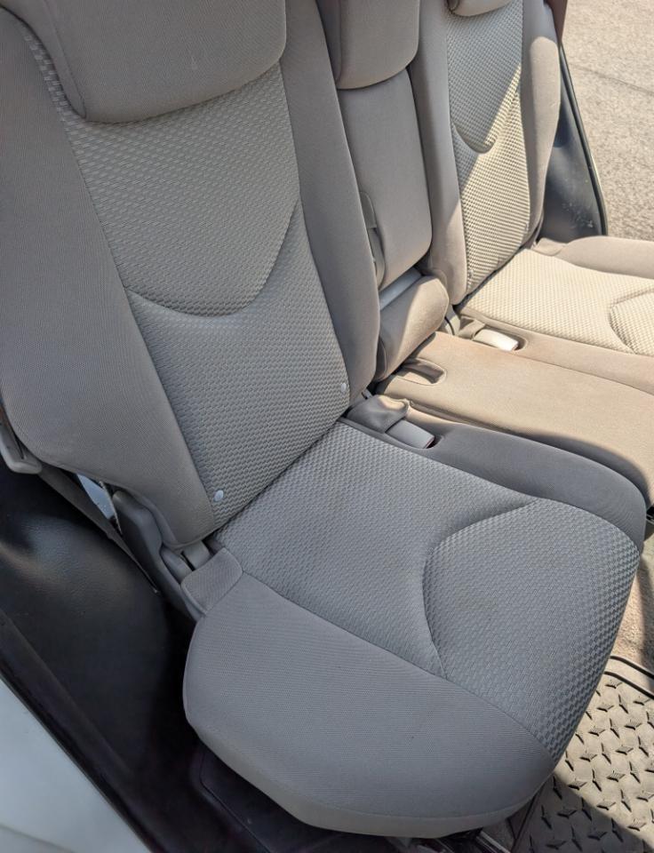 Toyota RAV4 Limited V6 2WD 2007