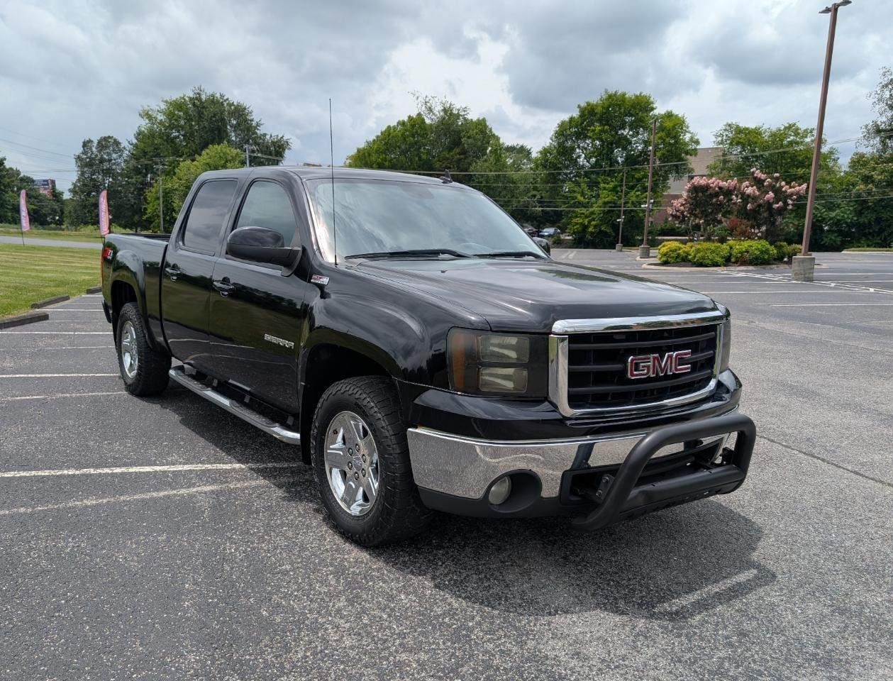 GMC Sierra 1500 SLE Crew Cab 4WD 2013