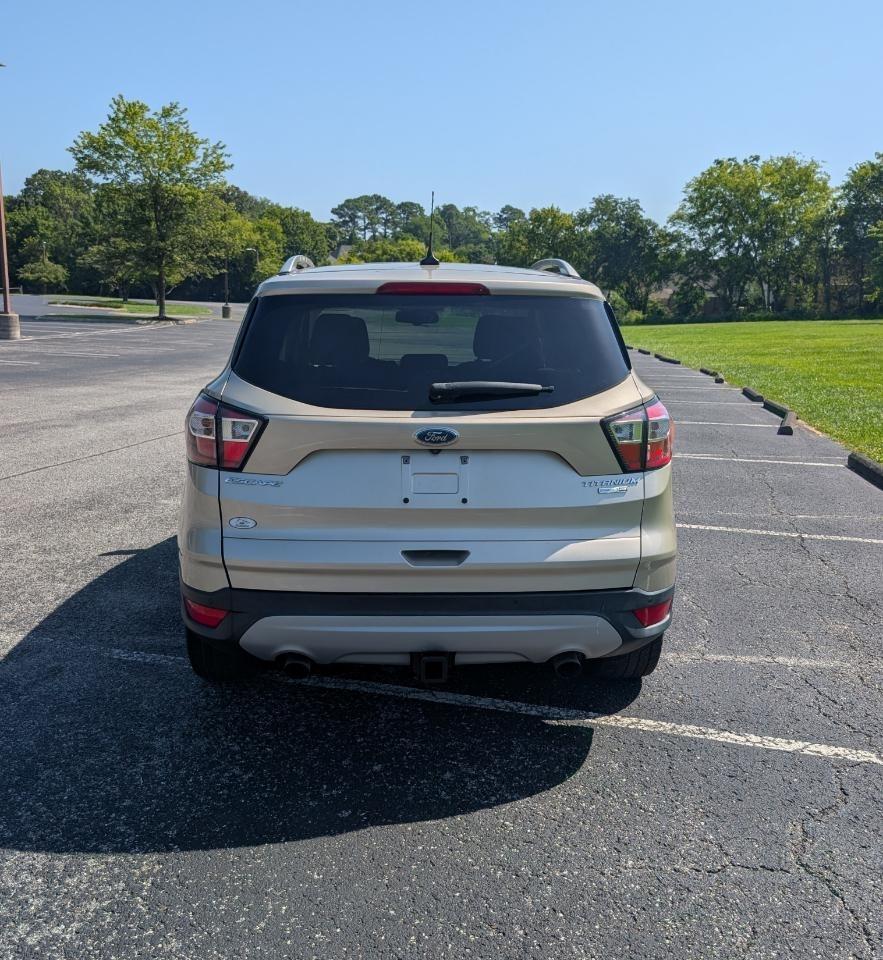 Ford Escape Titanium 4WD 2018