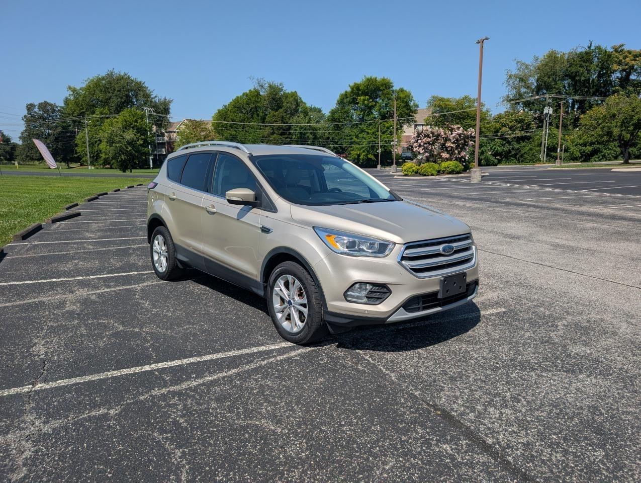 Ford Escape Titanium 4WD 2018