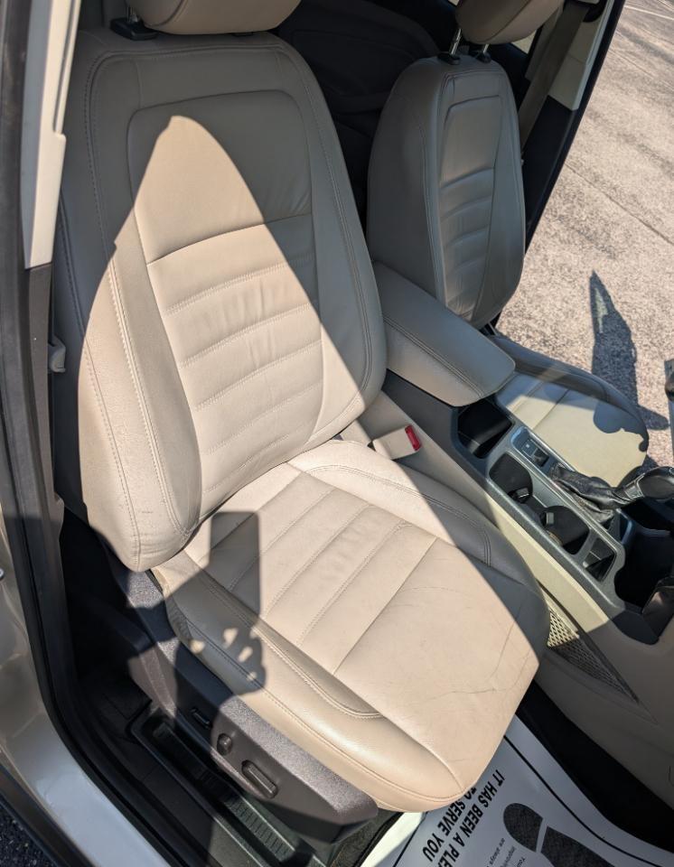 Ford Escape Titanium 4WD 2018