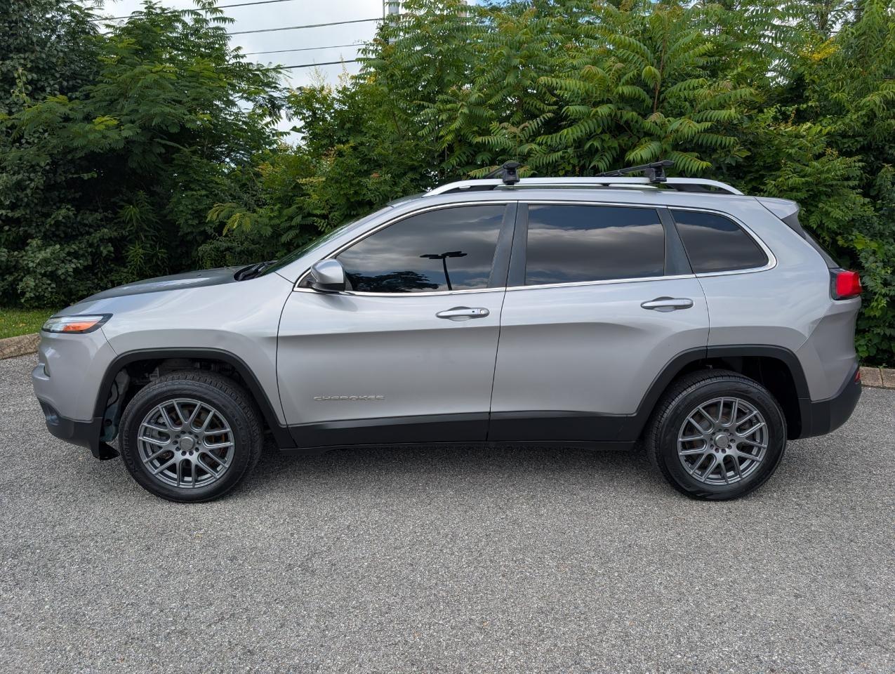 Jeep Cherokee Latitude 4WD 2015