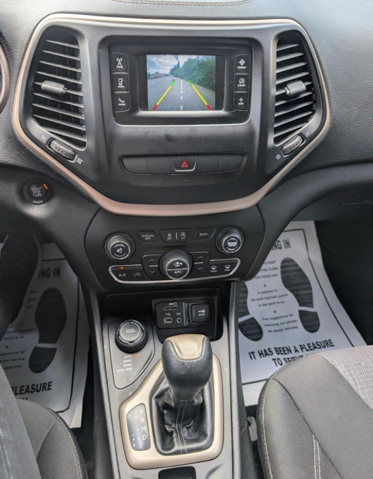 Jeep Cherokee Latitude 4WD 2015