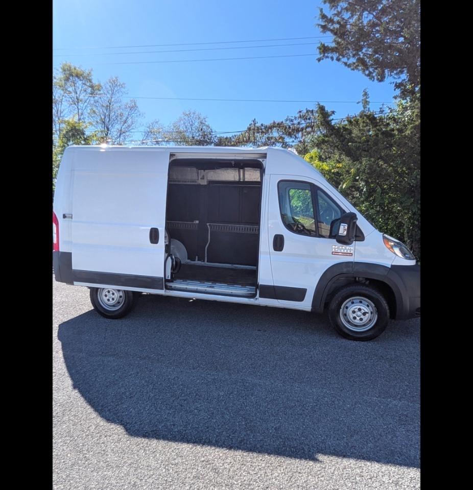 RAM Promaster 1500 High Roof Tradesman 136-in. WB 2016