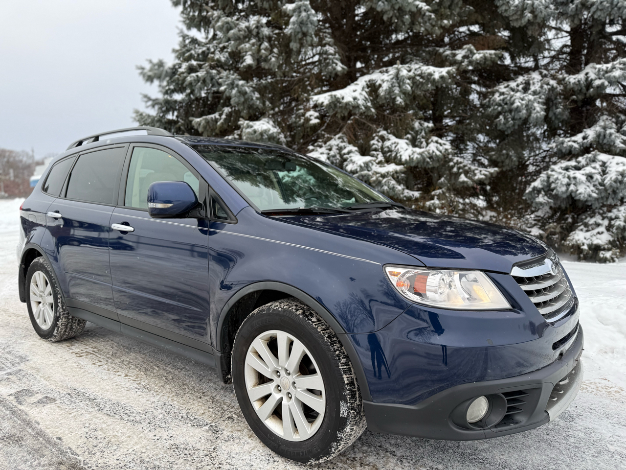 2011 Subaru Tribeca Limited w/ Navi & DVD