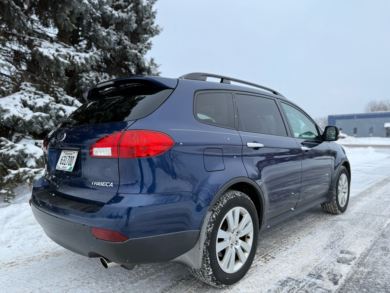 Subaru Tribeca Limited w/ Navi & DVD 2011