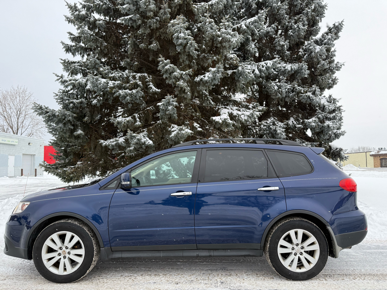 Subaru Tribeca Limited w/ Navi & DVD 2011