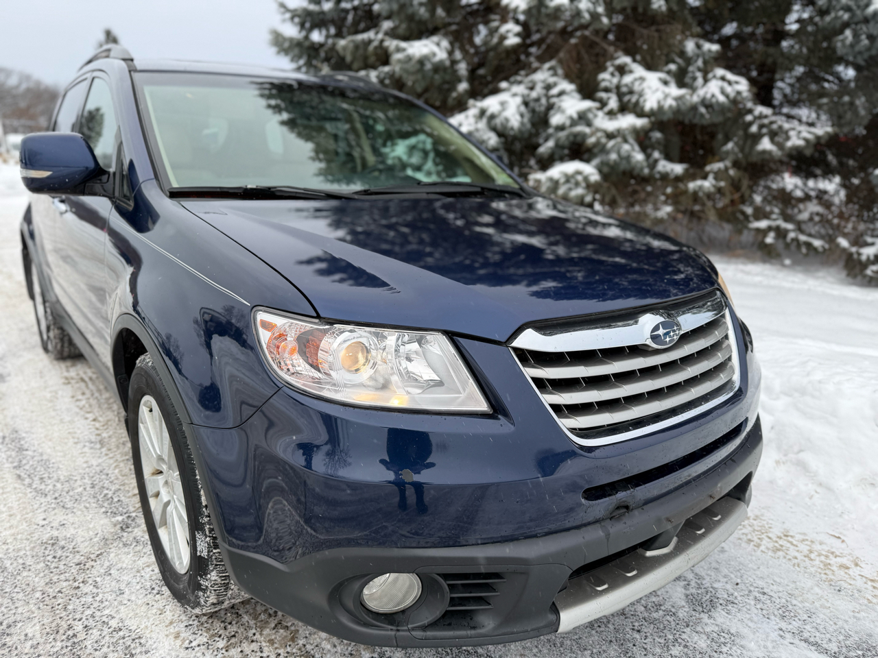 Subaru Tribeca Limited w/ Navi & DVD 2011