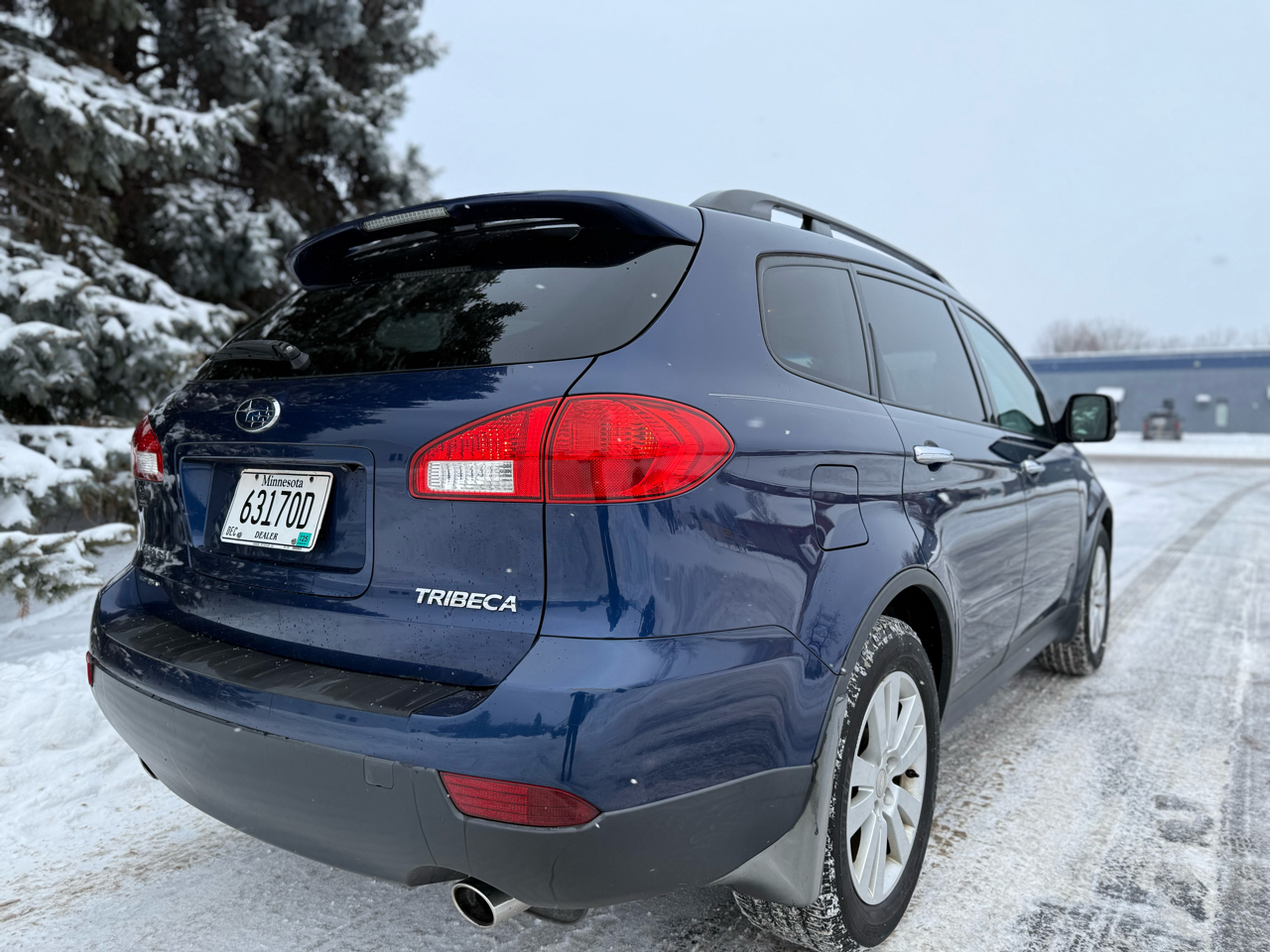 Subaru Tribeca Limited w/ Navi & DVD 2011