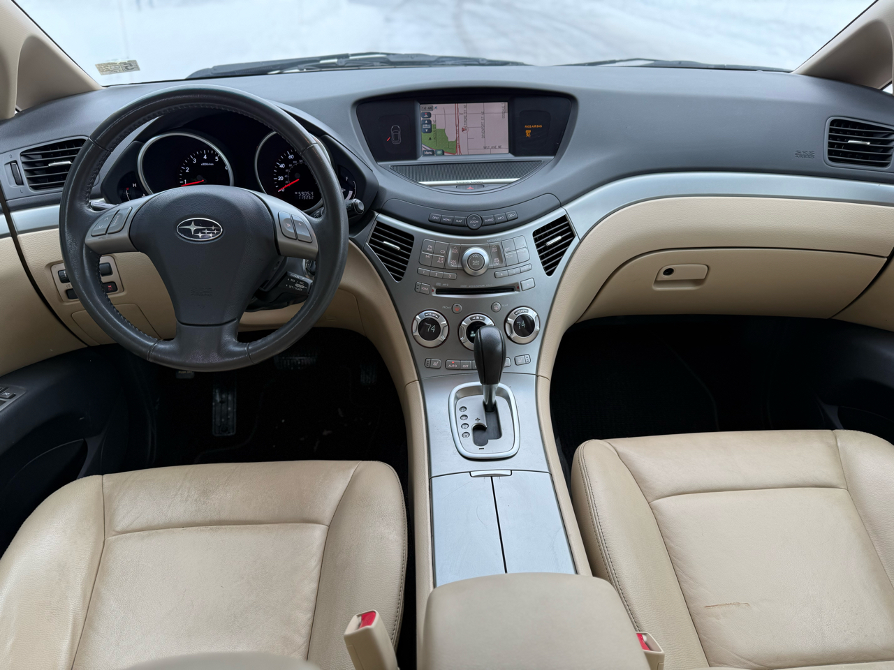 Subaru Tribeca Limited w/ Navi & DVD 2011