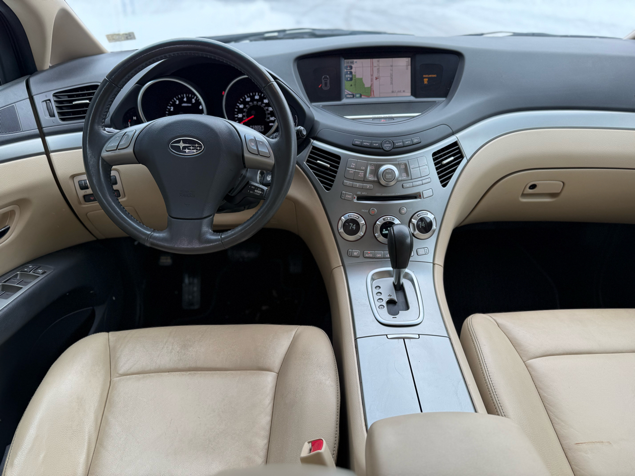 Subaru Tribeca Limited w/ Navi & DVD 2011