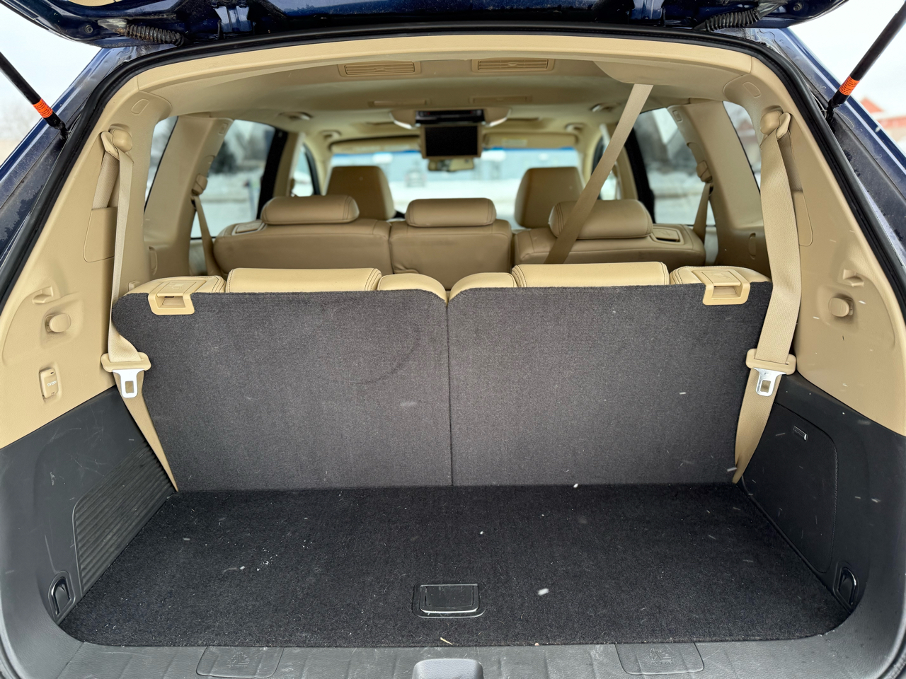 Subaru Tribeca Limited w/ Navi & DVD 2011