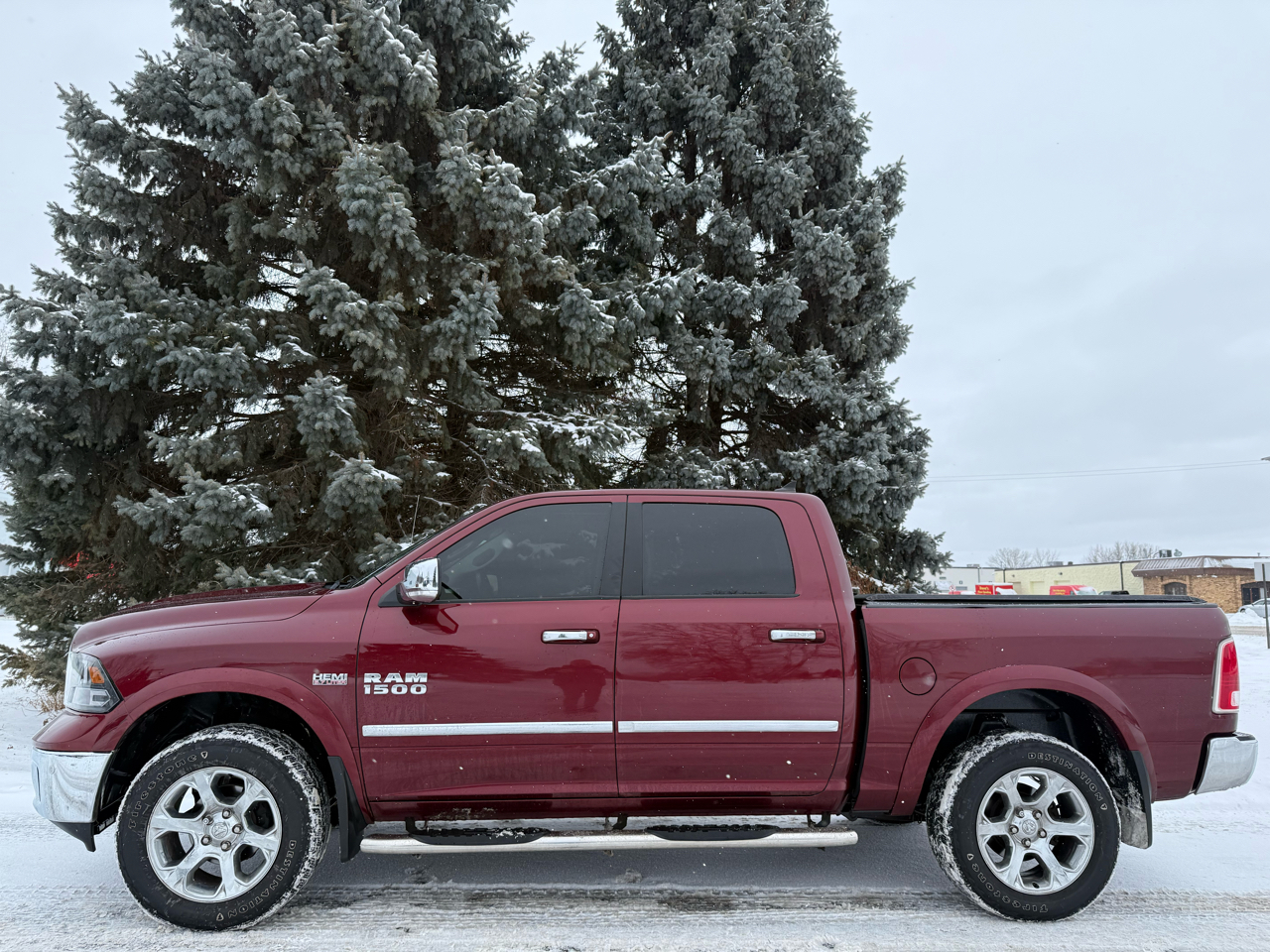 RAM 1500 Laramie Crew Cab SWB 4WD 2016