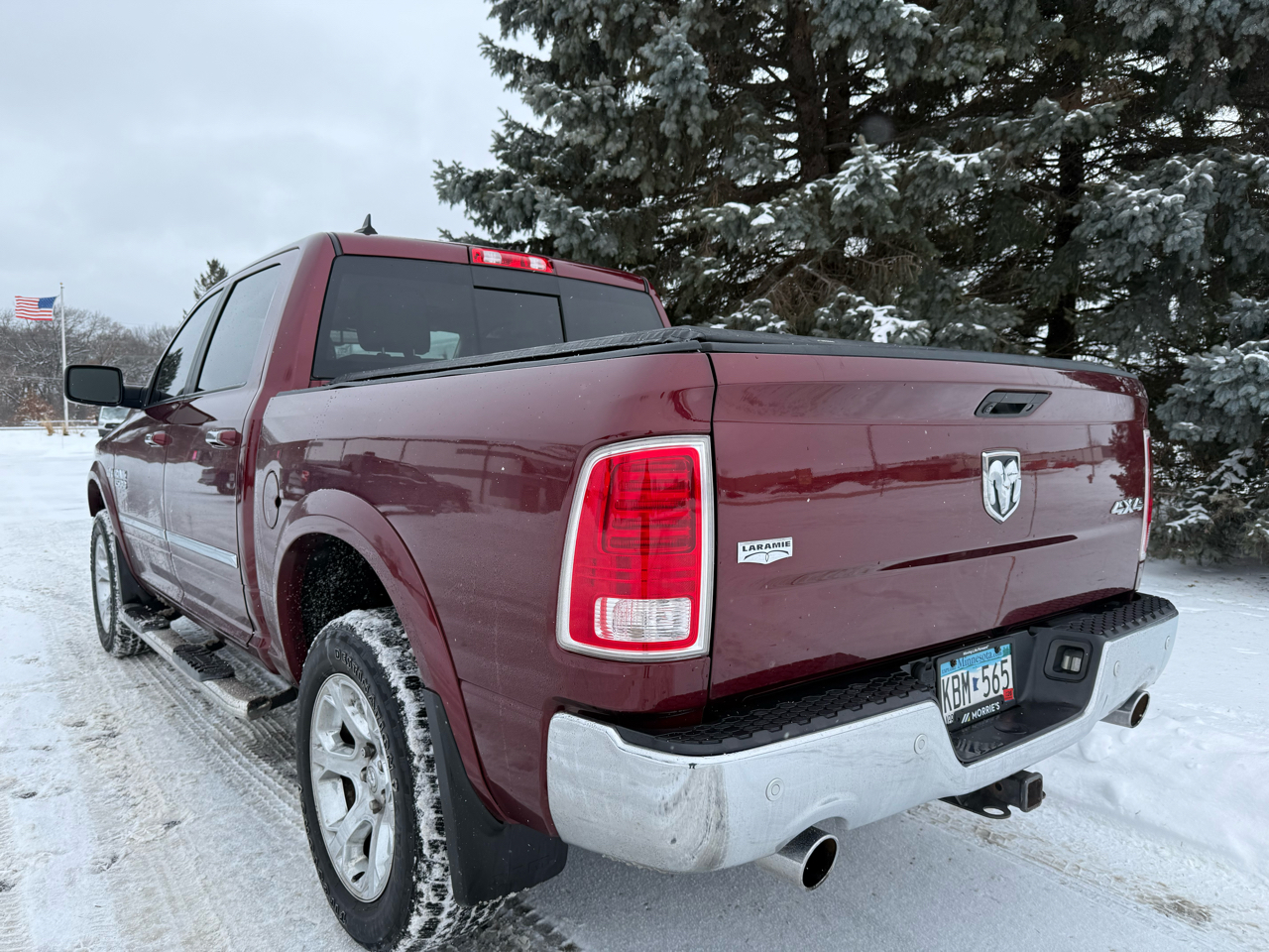 RAM 1500 Laramie Crew Cab SWB 4WD 2016