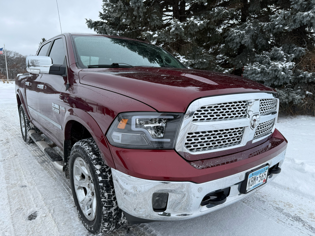 RAM 1500 Laramie Crew Cab SWB 4WD 2016