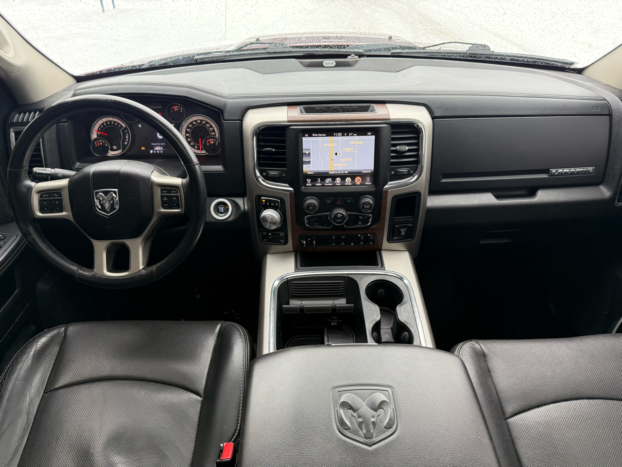 RAM 1500 Laramie Crew Cab SWB 4WD 2016