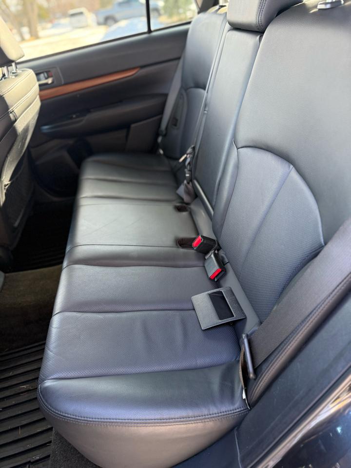 Subaru Outback 3.6R Limited 2013