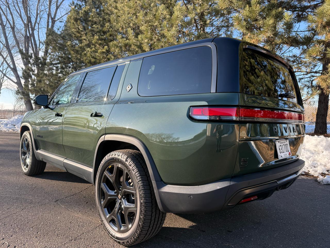 Rivian R1S Adventure Performance Dual-Motor Max Pack 2025