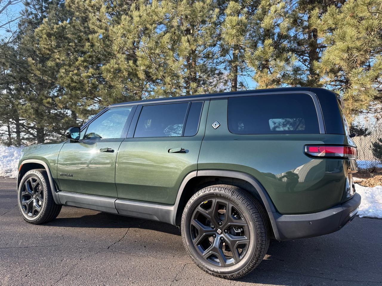 Rivian R1S Adventure Performance Dual-Motor Max Pack 2025