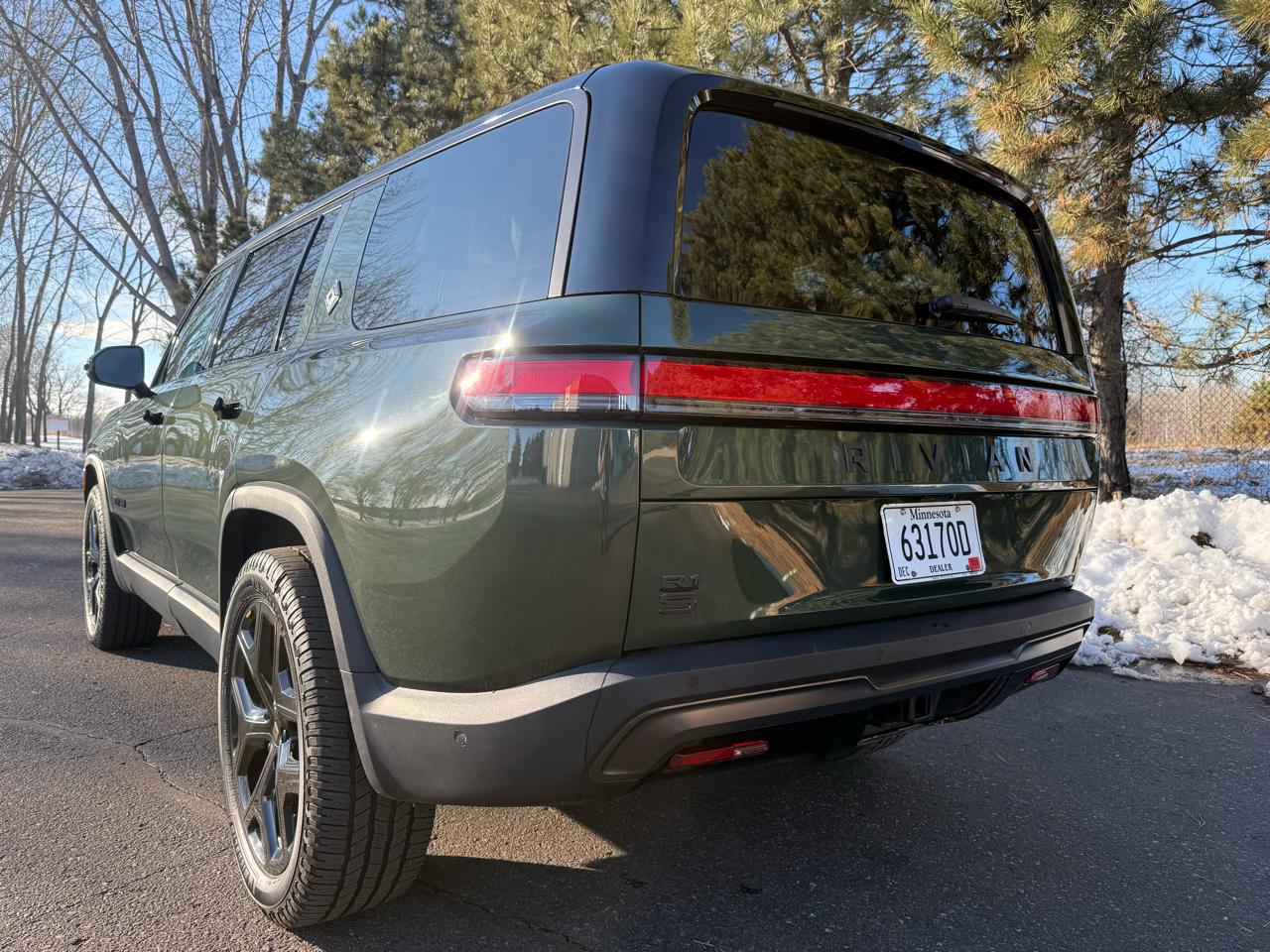 Rivian R1S Adventure Performance Dual-Motor Max Pack 2025