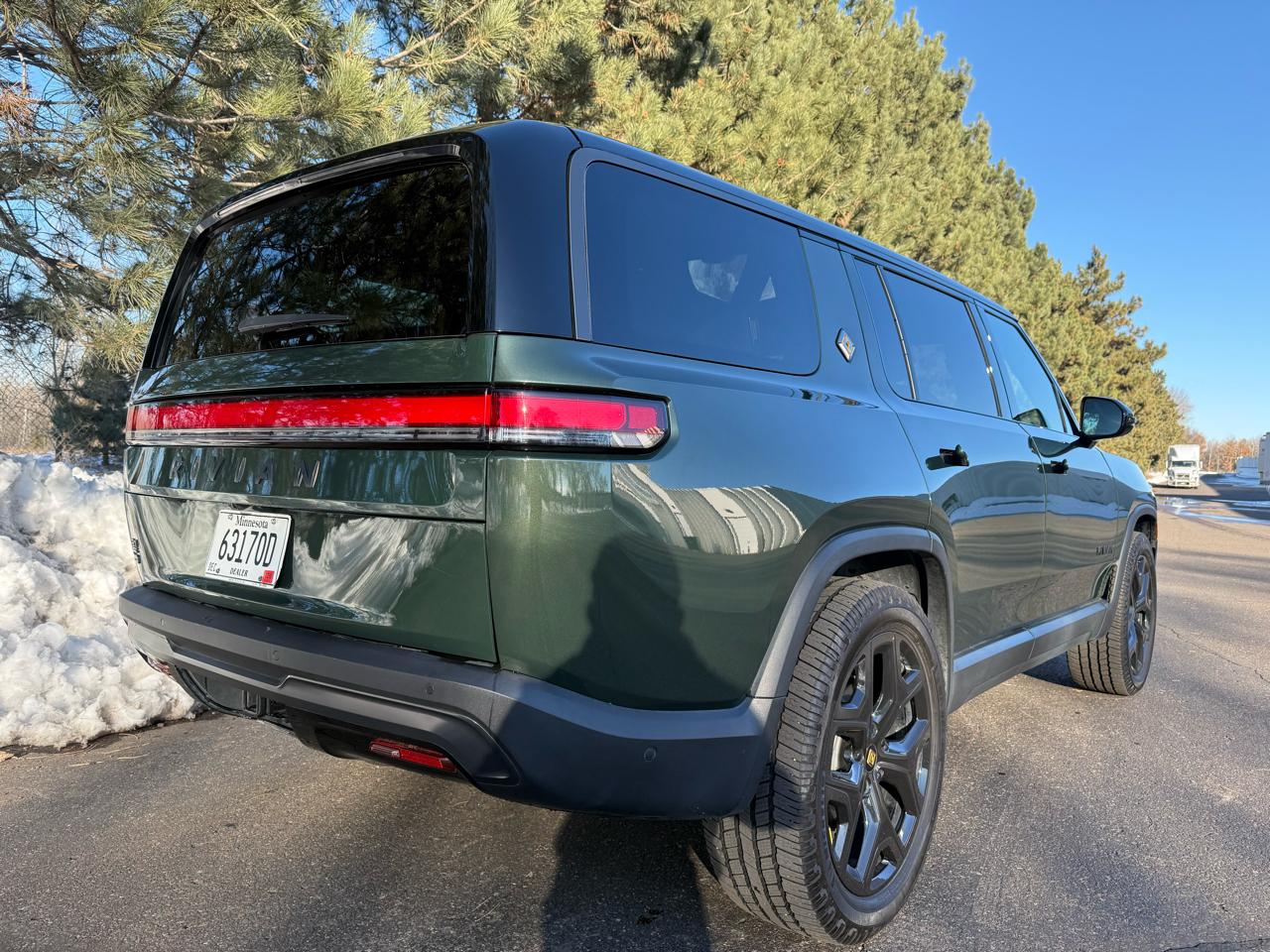 Rivian R1S Adventure Performance Dual-Motor Max Pack 2025