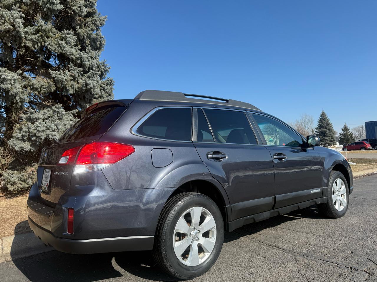 Subaru Outback 2.5i Premium 2012