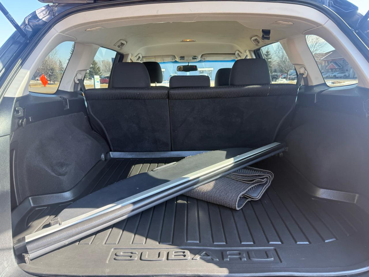 Subaru Outback 2.5i Premium 2012