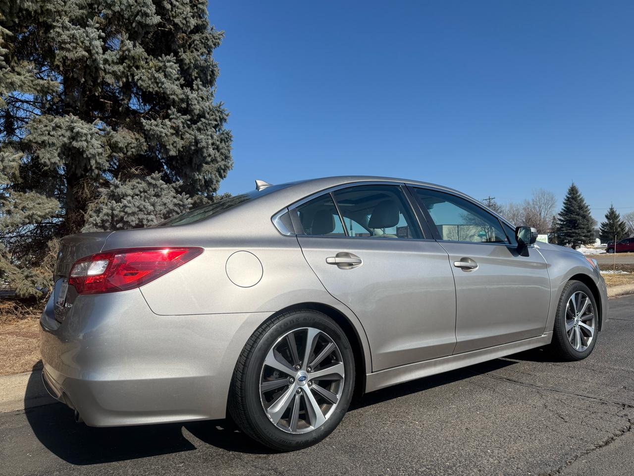 Subaru Legacy 3.6R Limited 2016