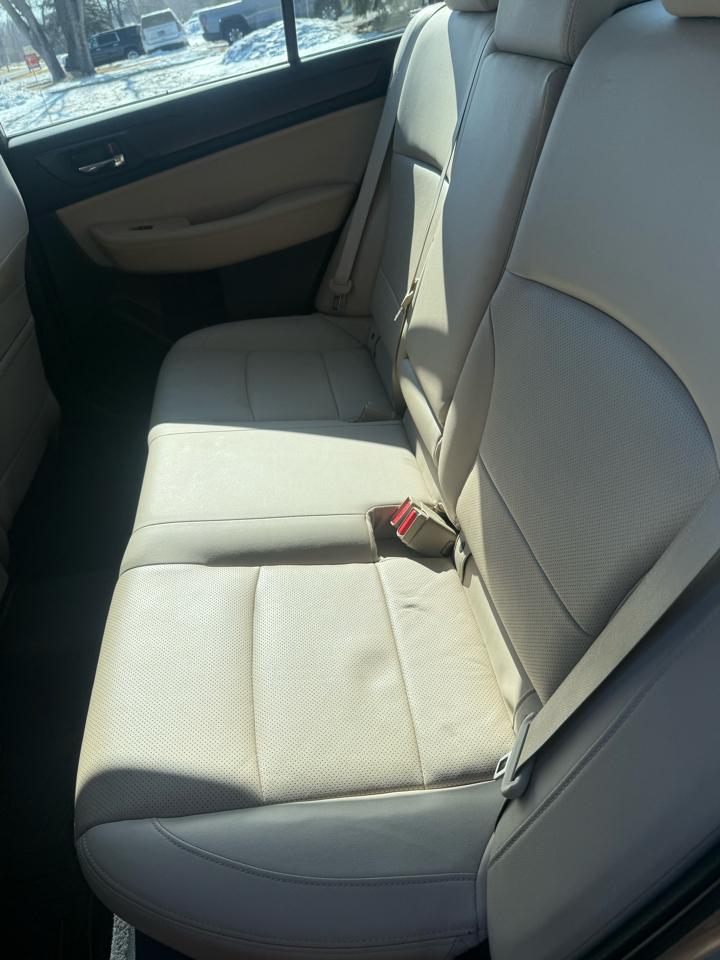 Subaru Legacy 3.6R Limited 2016