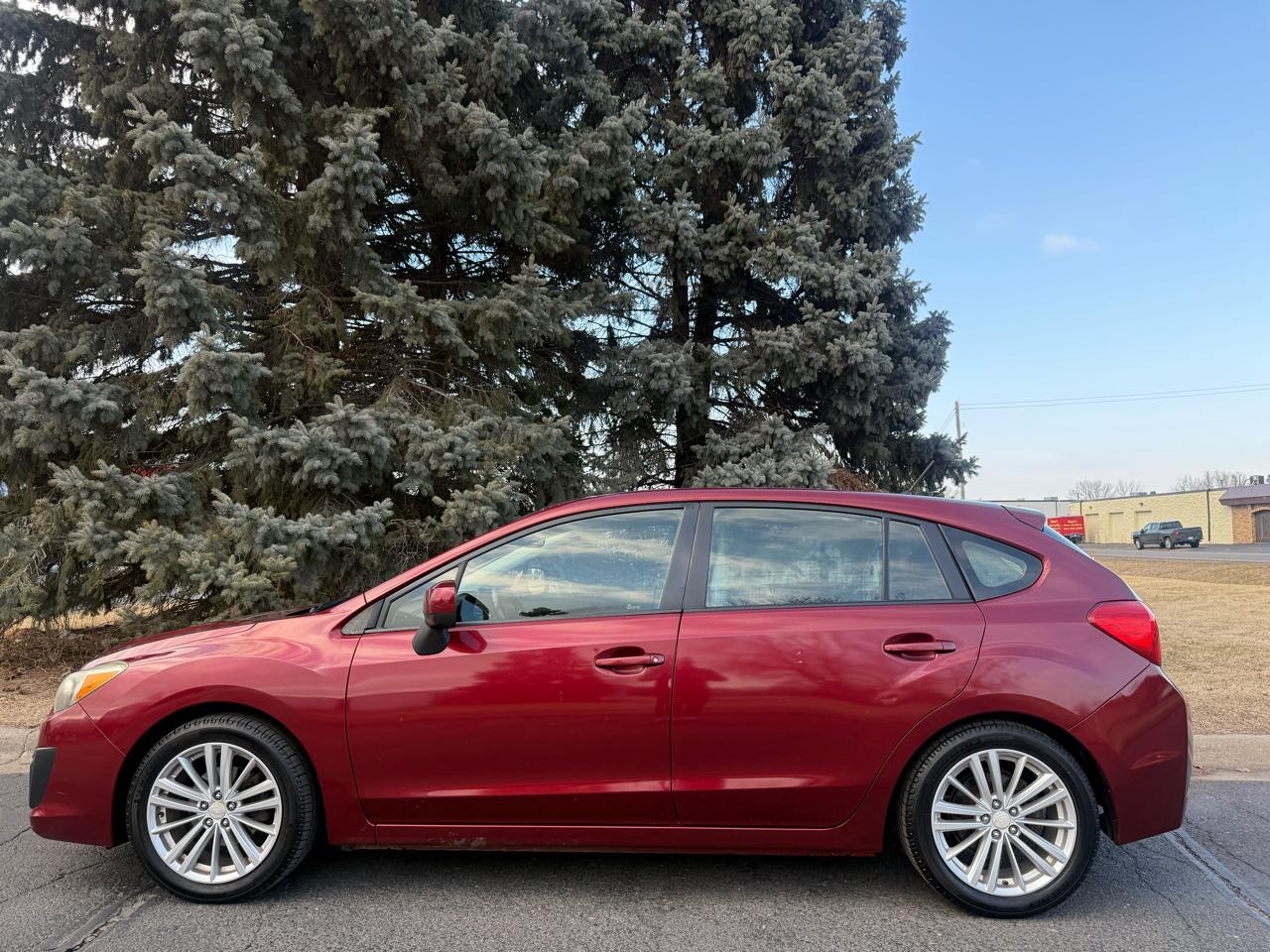 Subaru Impreza Premium Plus 5-Door+S/R 2012