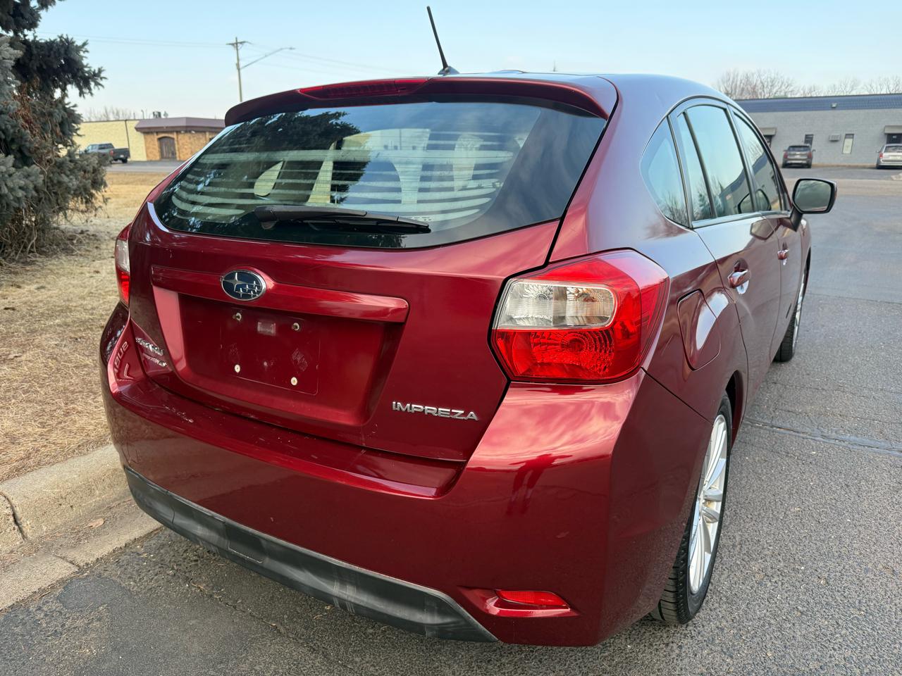 Subaru Impreza Premium Plus 5-Door+S/R 2012