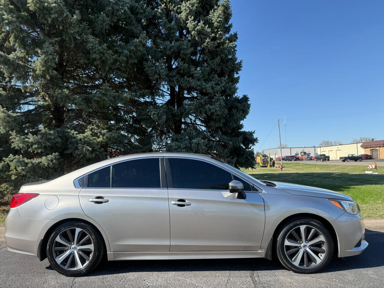 Subaru Legacy 2.5i Limited 2015