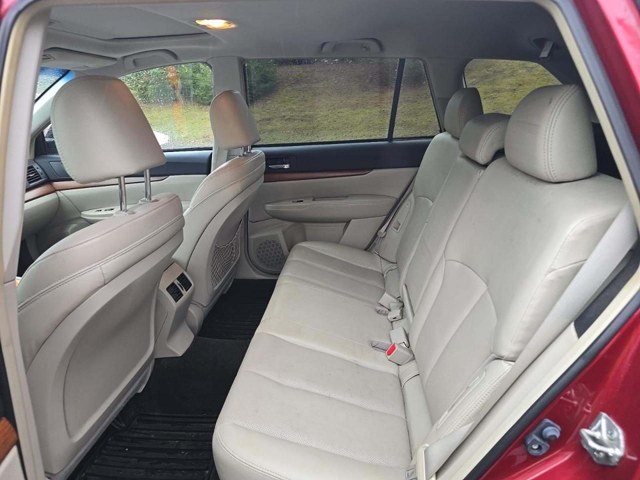 Subaru Outback 3.6R Limited 2013