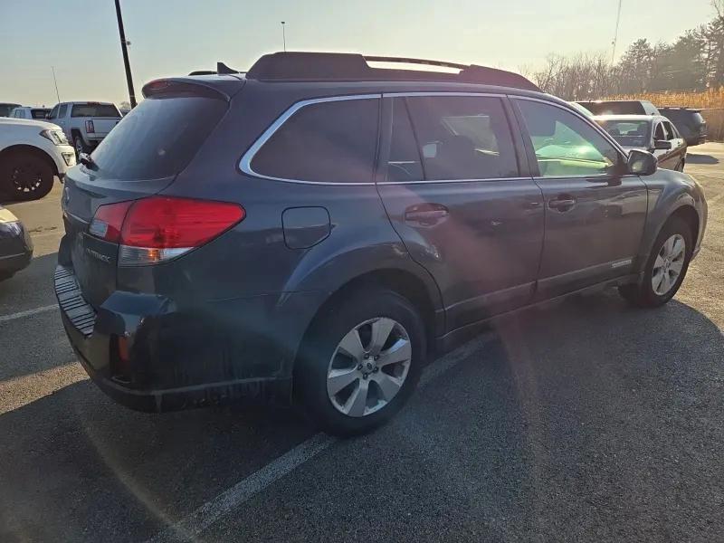 Subaru Outback 2.5i Limited 2011