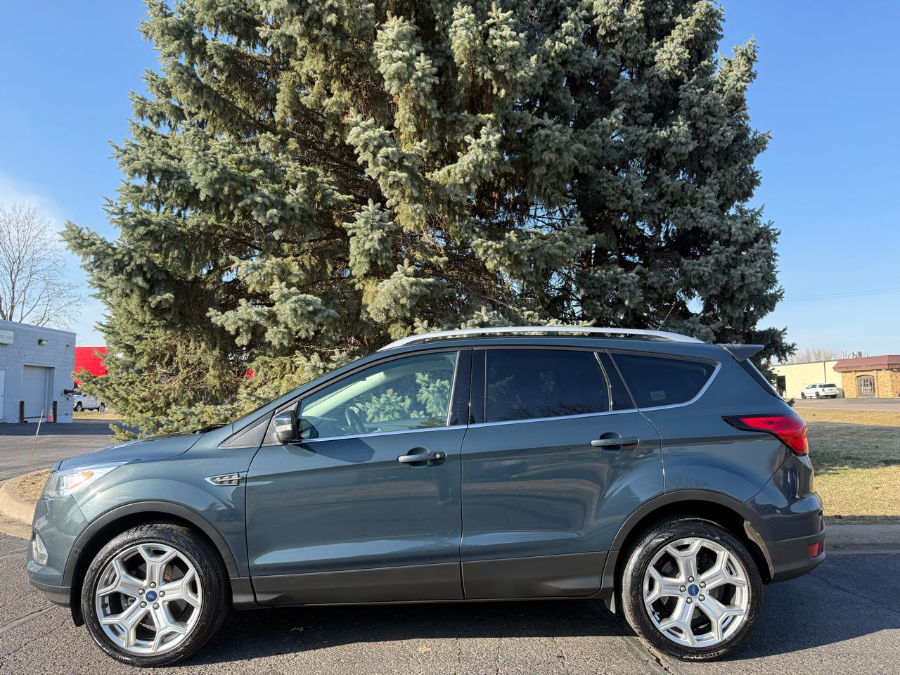 Ford Escape Titanium 4WD 2019