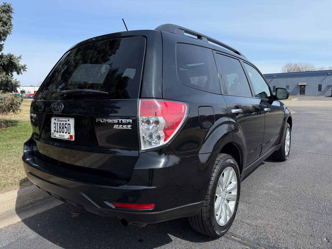 Subaru Forester 2.5X Premium 2013