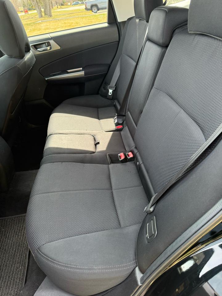 Subaru Forester 2.5X Premium 2013