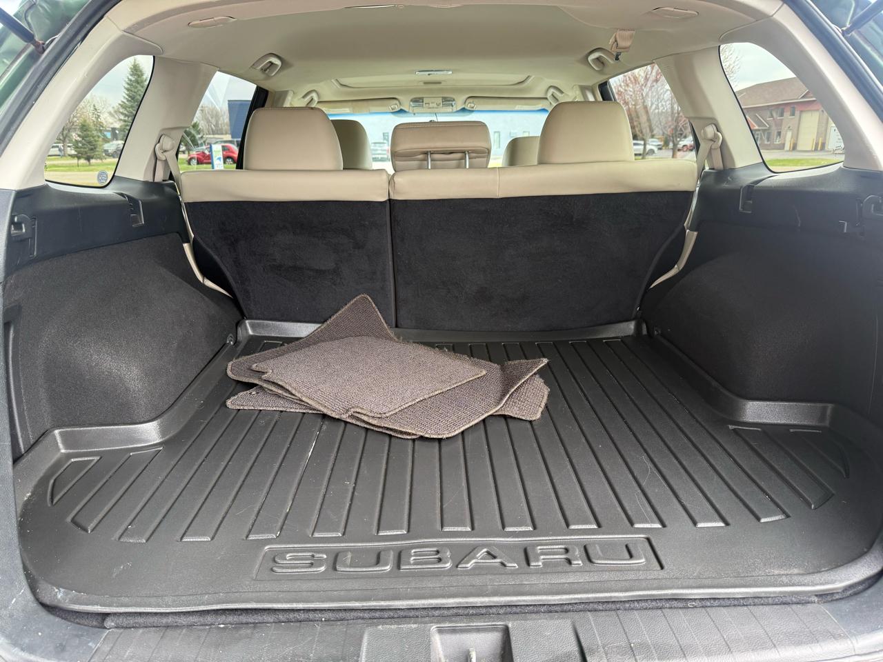 Subaru Outback 3.6R Limited 2010