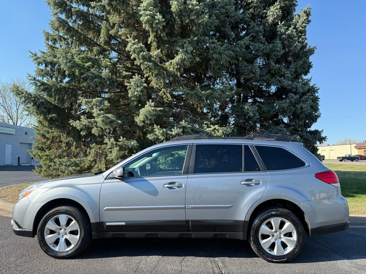 Subaru Outback 3.6R Limited 2011