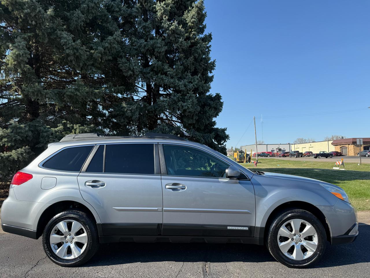 Subaru Outback 3.6R Limited 2011