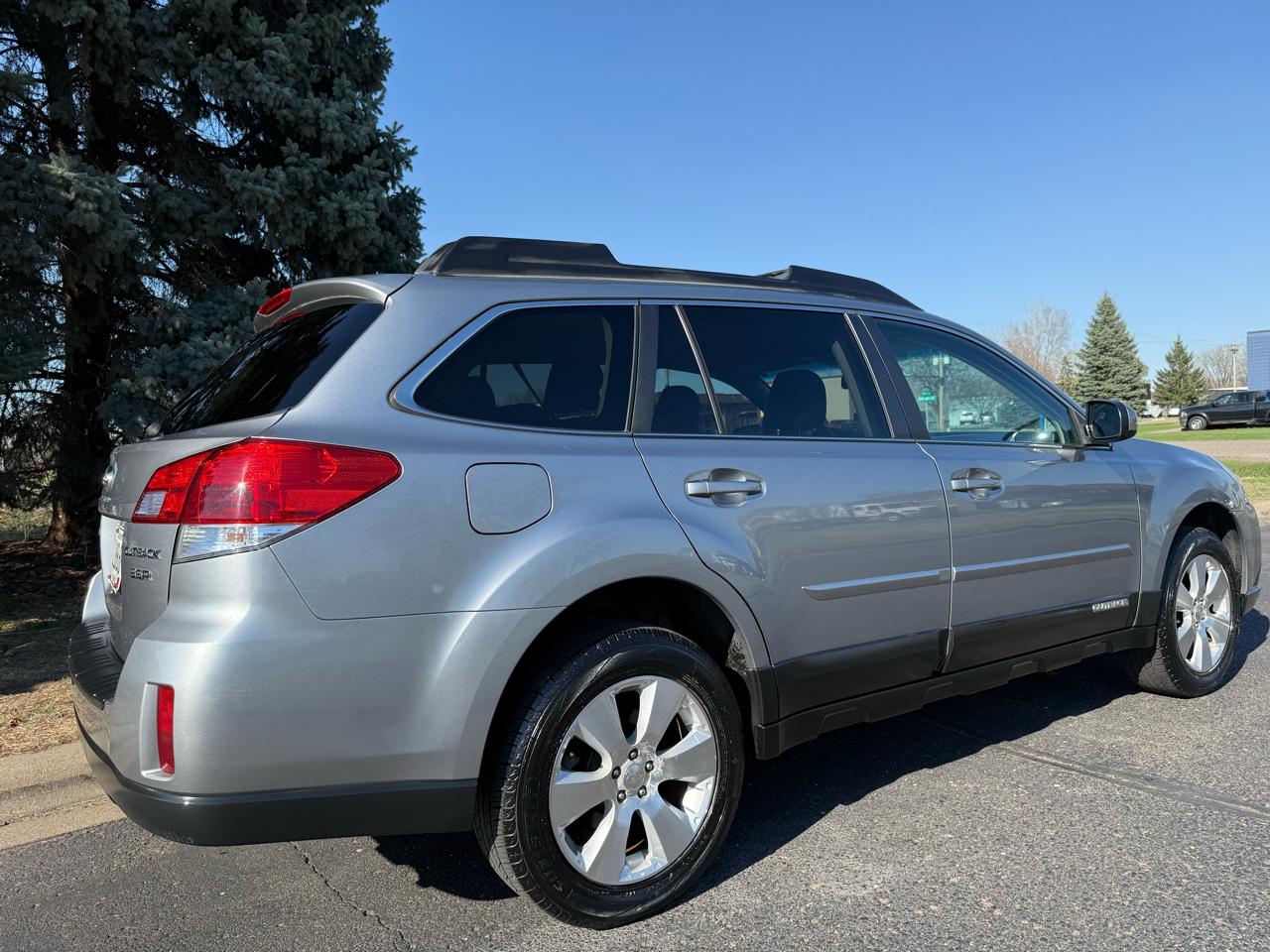 Subaru Outback 3.6R Limited 2011