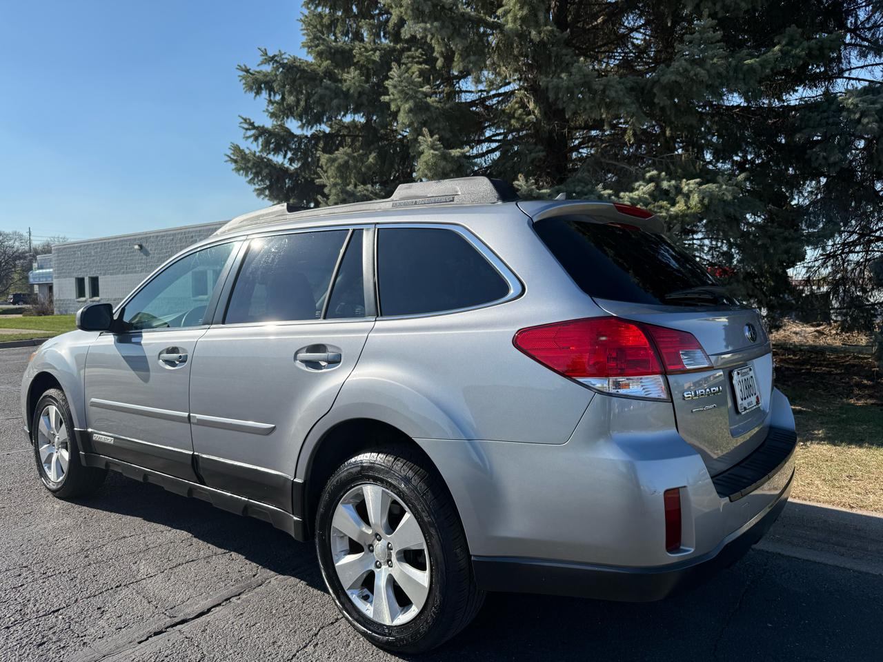 Subaru Outback 3.6R Limited 2011
